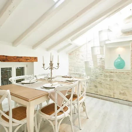 Apartment Old Town Splendid By Irundo Rovinj