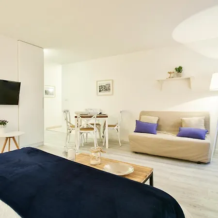 Apartment Old Town Splendid By Irundo *