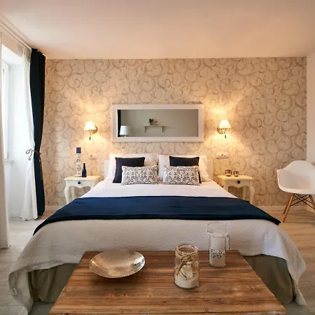 Old Town Splendid By Irundo Rovinj