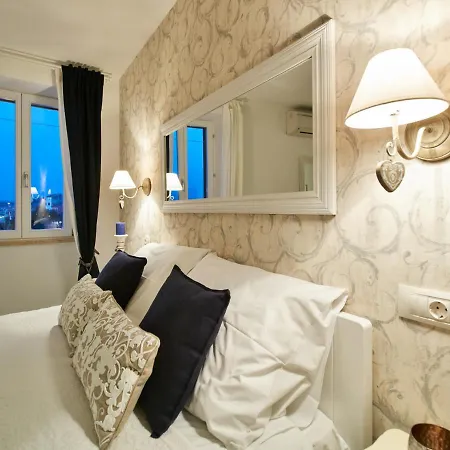 Old Town Splendid By Irundo Apartmán *